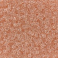 Miyuki Delica Perlen 11/0 - Transparent pink mist DB-1103 